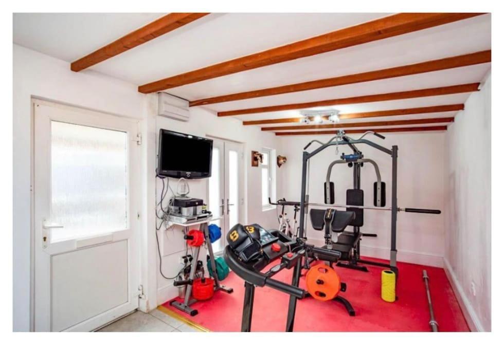 2 Bed - Walking Distance To Harry Potter Studio Watford  Bagian luar foto